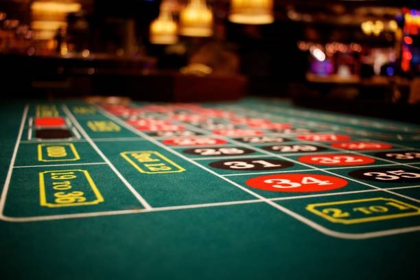 bingotogel platform homepage showing sports, live tables, and slots categories